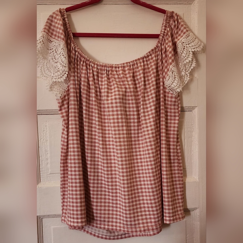 RoomMates Gingham Pink Off-Shoulder Top, 3X - Picture 2 of 3